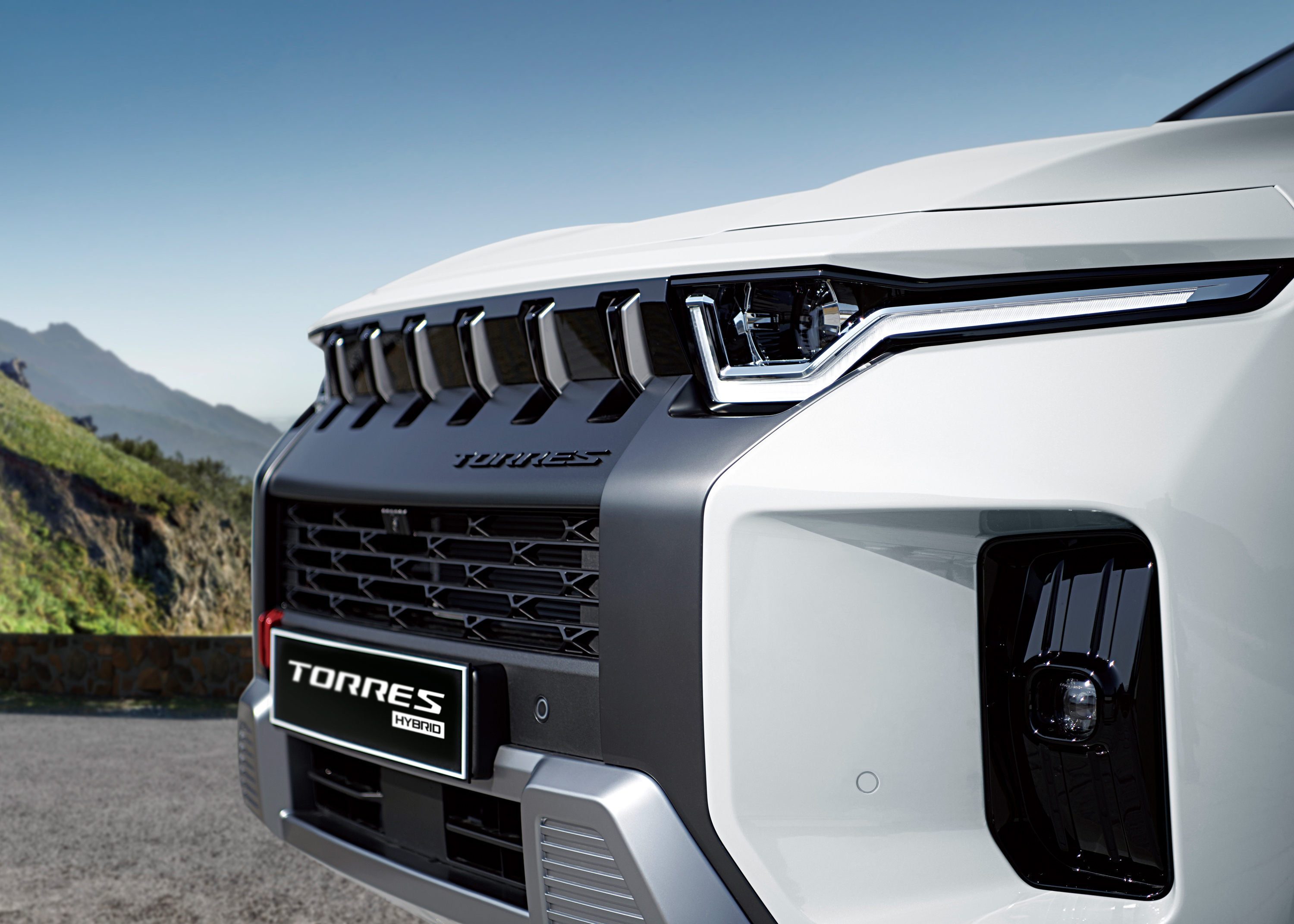 Kgm Torres Hybrid Overview Design2