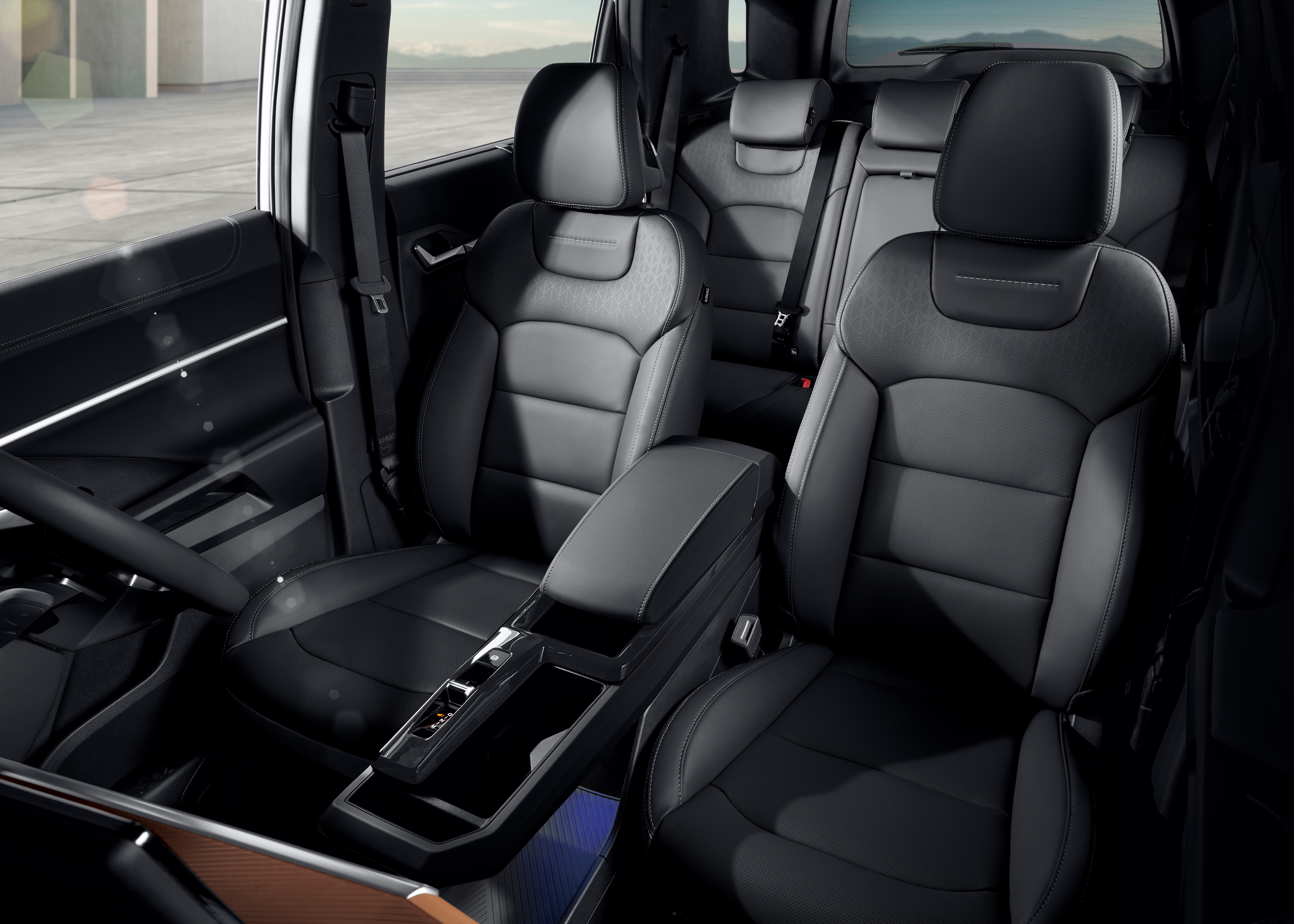 Kgm Torres Hybrid Design Interiorall